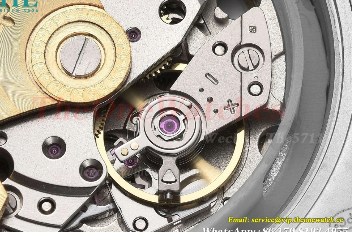 SS Nautilus MY8215 LE 40mm GDF White Dial 1219